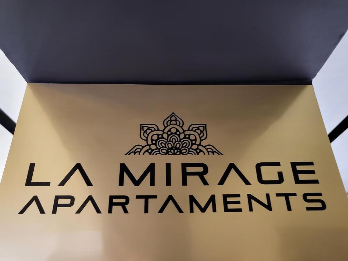 La Mirage Suites & Apartments Tirana Exteriör bild