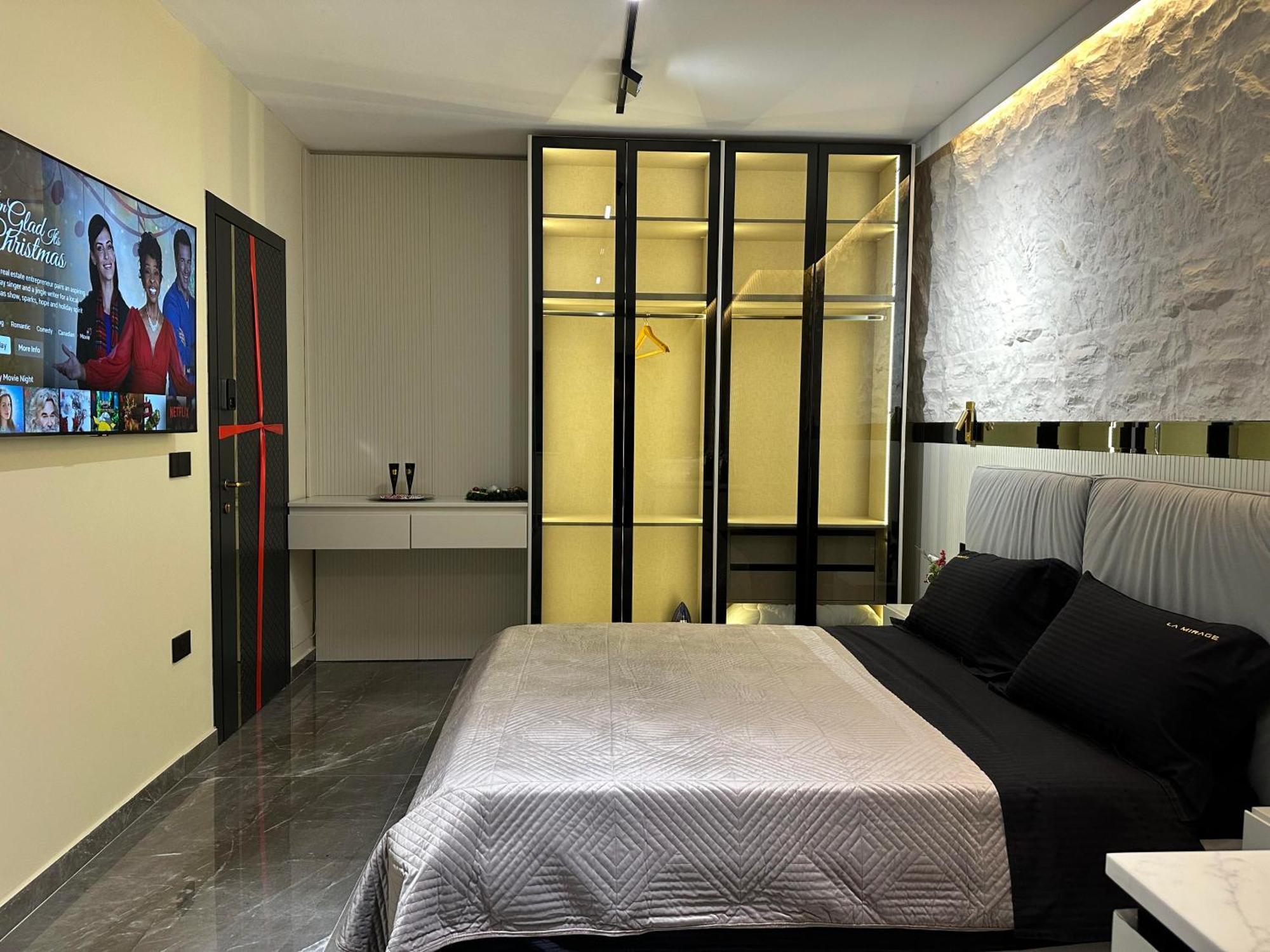 La Mirage Suites & Apartments Tirana Exteriör bild