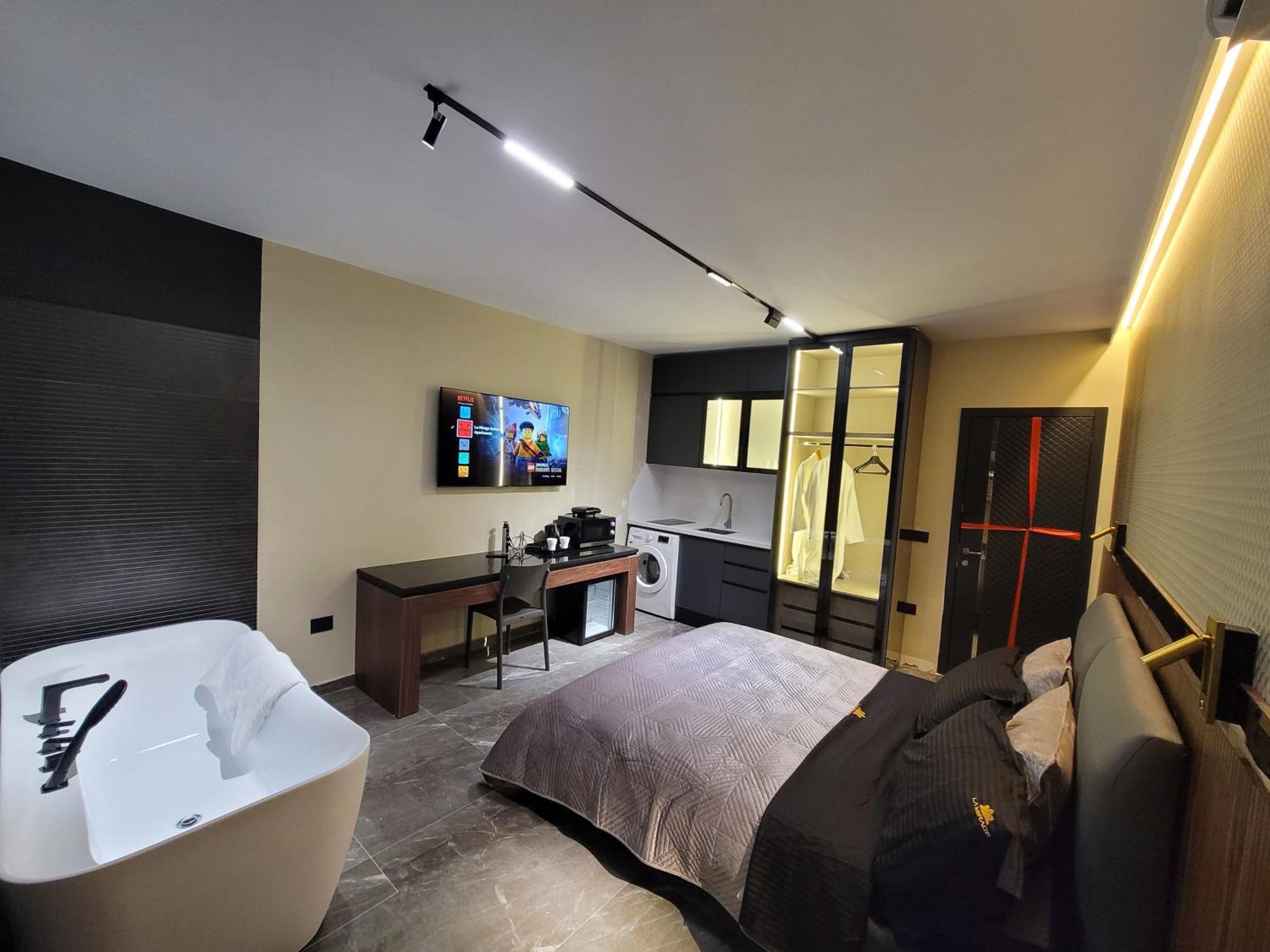 La Mirage Suites & Apartments Tirana Exteriör bild