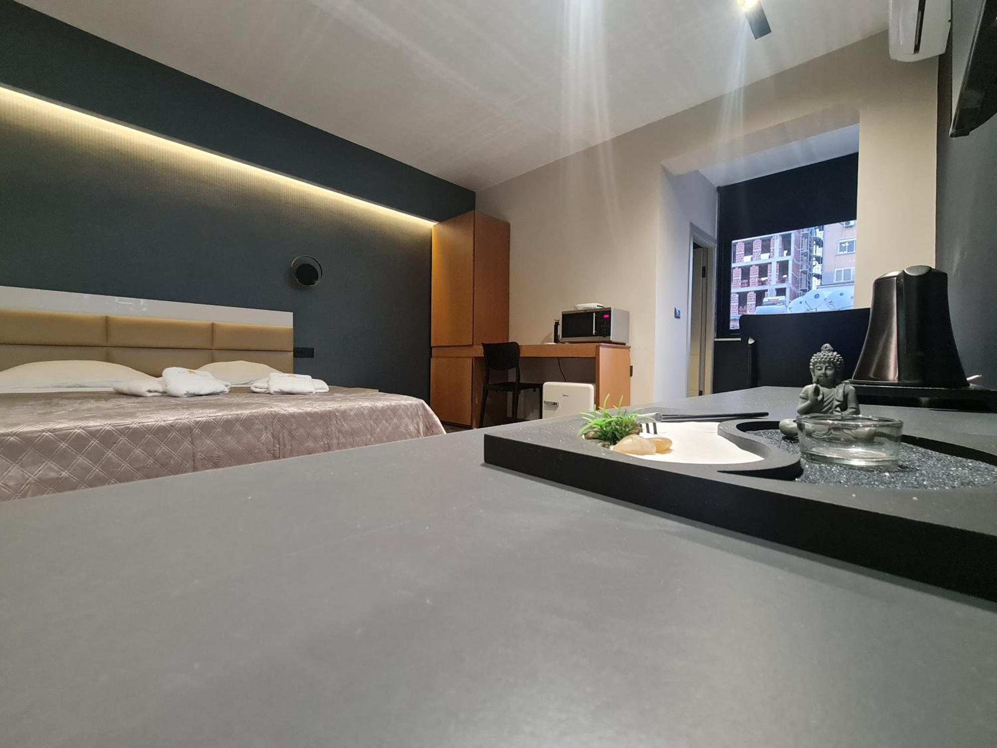 La Mirage Suites & Apartments Tirana Exteriör bild